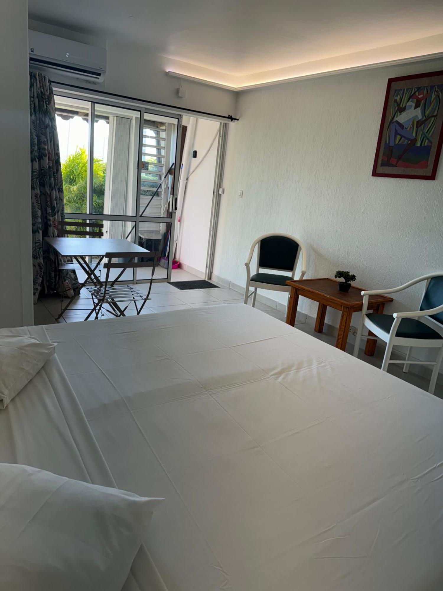 לה גוסייר Appartement A La Marina Residence Hotel Village Soleil Le Gosier מראה חיצוני תמונה